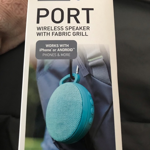 Blue port speaker - Picture 2 of 2